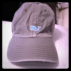 Men’s Distressed Grey and blue Vineyard Vines hat